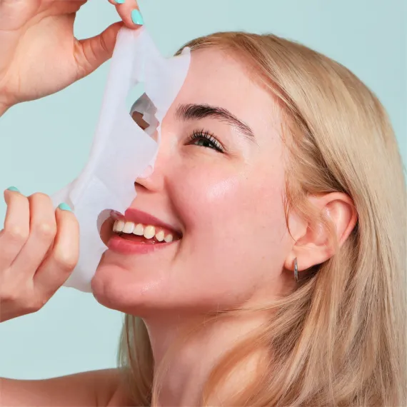 Brightening maske
